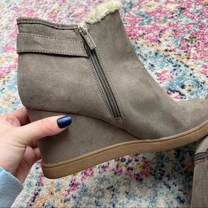 Unisa Mobii Faux Fur Suede Wedge Bootie 